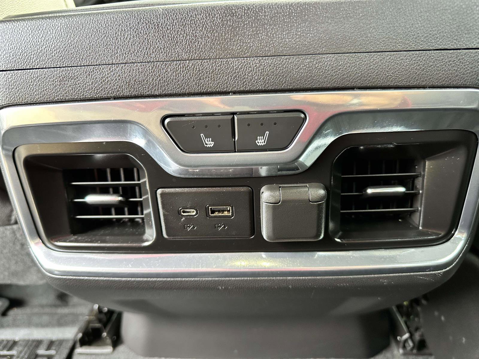 Used 2019 GMC Sierra 1500 AT4 w/ AT4 Premium Package image 16