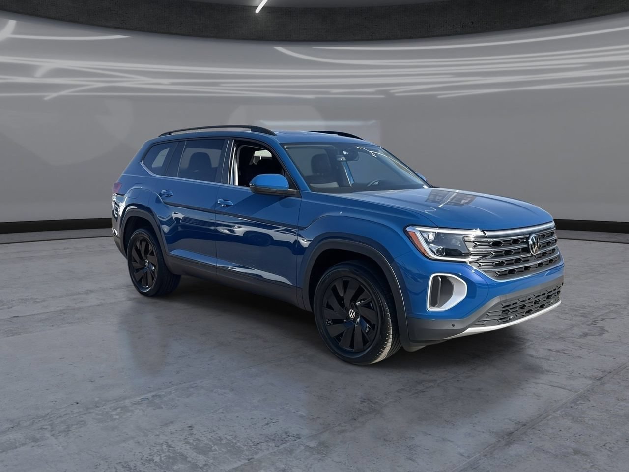 New 2026 Volkswagen Atlas SE FWD image 2