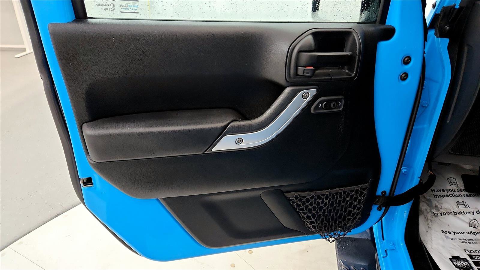 Used 2018 Jeep Wrangler Sahara w/ Connectivity Group image 14