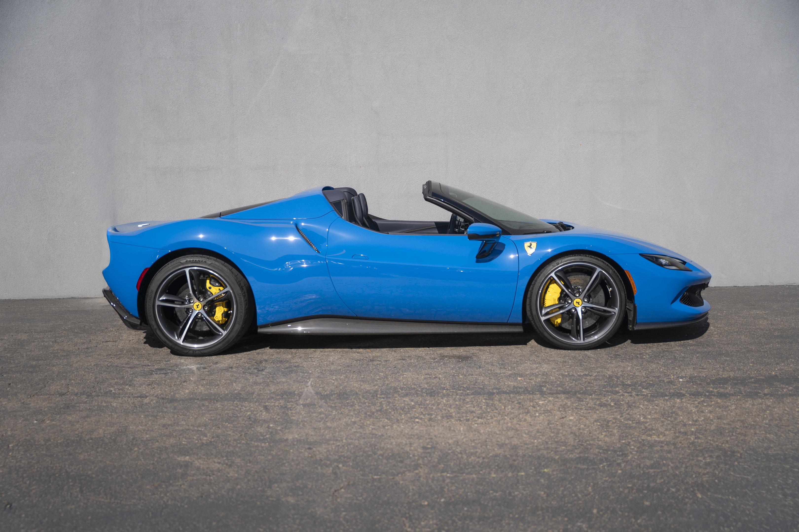 Used 2024 Ferrari 296 GTS image 6