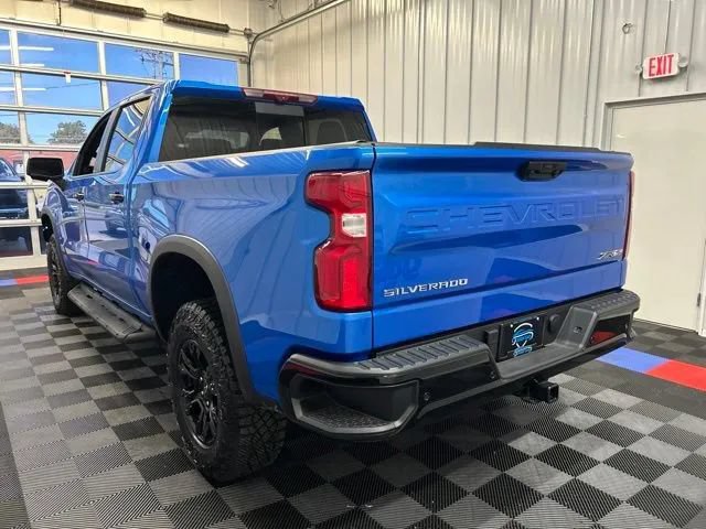 Used 2025 Chevrolet Silverado 1500 ZR2 w/ Technology Package AWD/4WD image 5