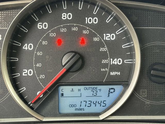 Used 2013 Toyota RAV4 XLE image 18