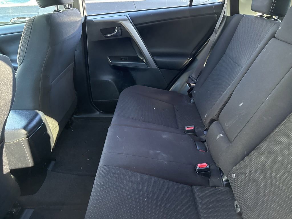 Used 2016 Toyota RAV4 XLE image 10