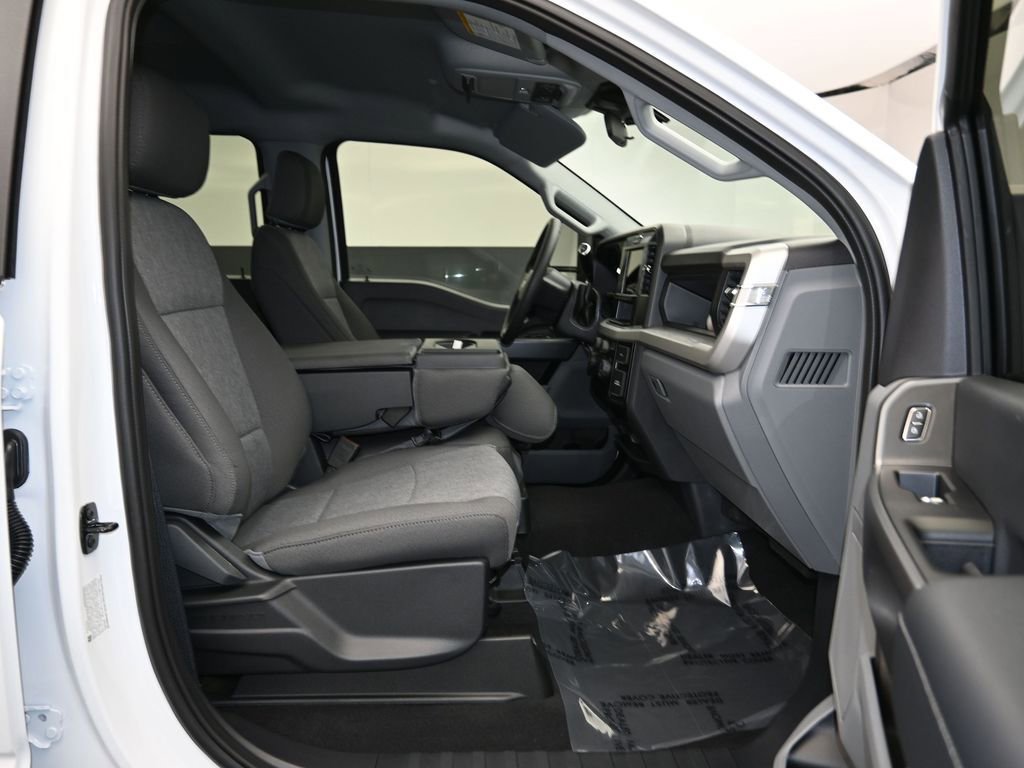 New 2026 Ford F350 XL w/ XL Chrome Package image 24