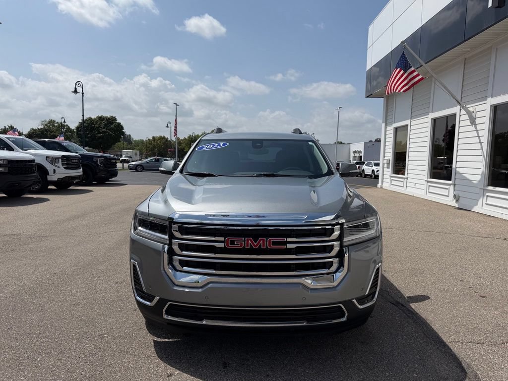 Certified 2023 GMC Acadia SLE w/ Driver Convenience Package AWD/4WD image 2