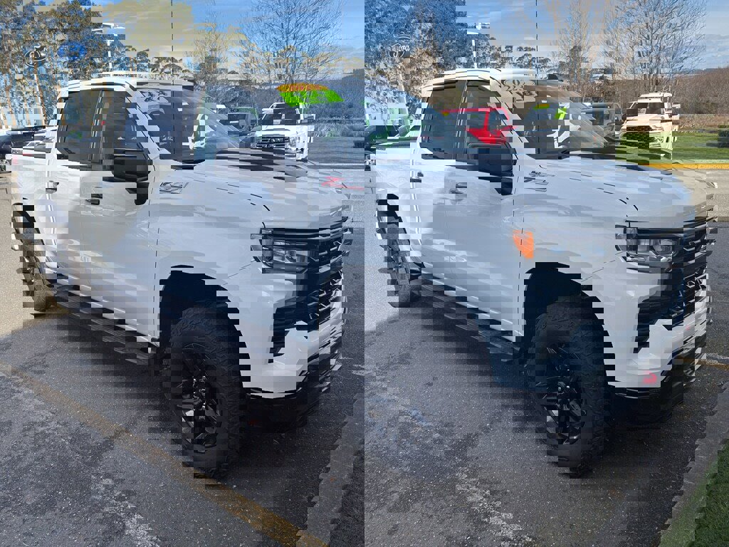 Used 2023 Chevrolet Silverado 1500 LT Trail Boss w/ Protection Package image 8