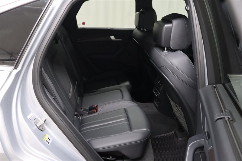 Used 2022 Audi Q5 2.0T Prestige AWD/4WD image 36
