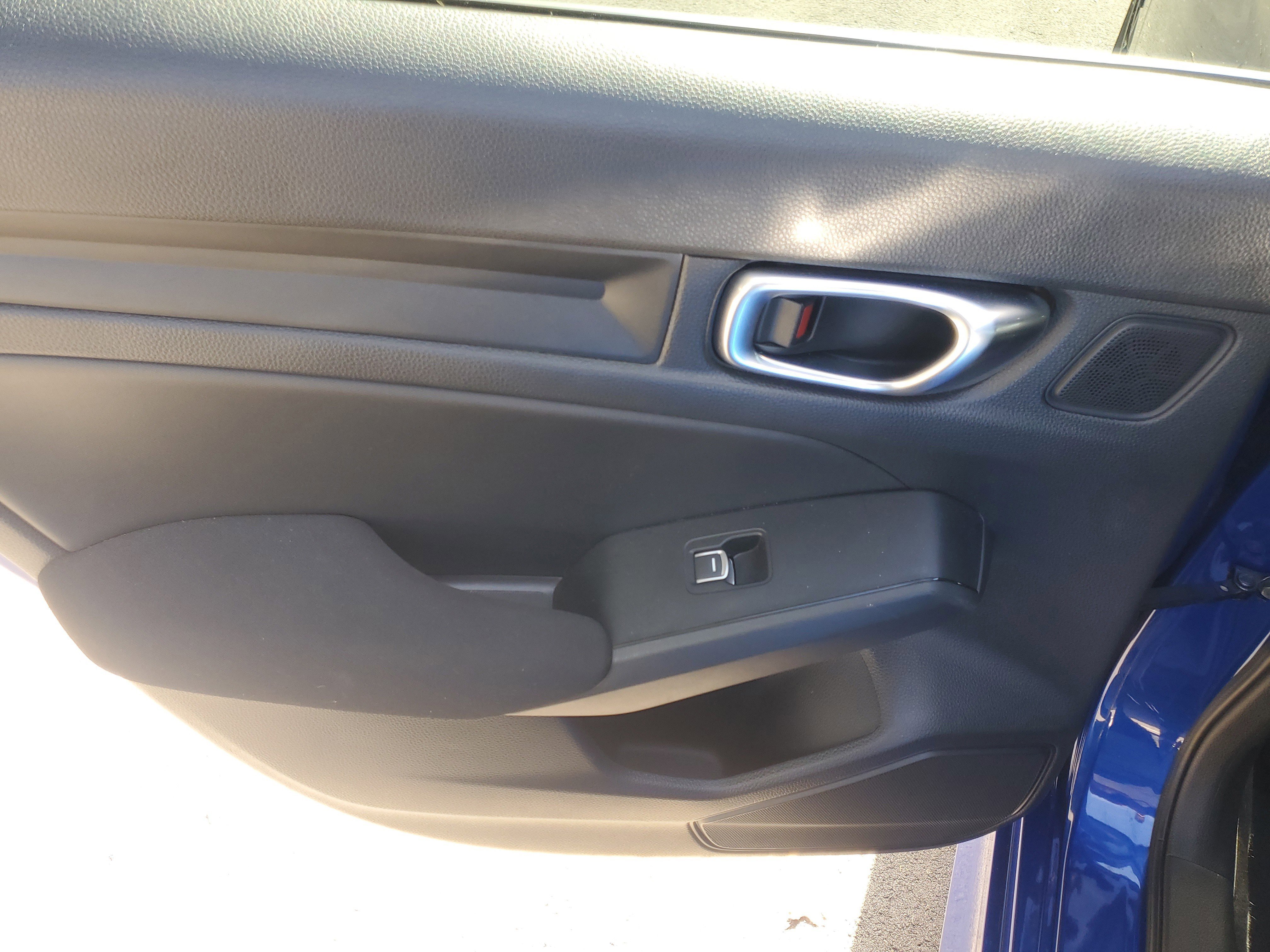 Used 2023 Honda Civic Sport image 13