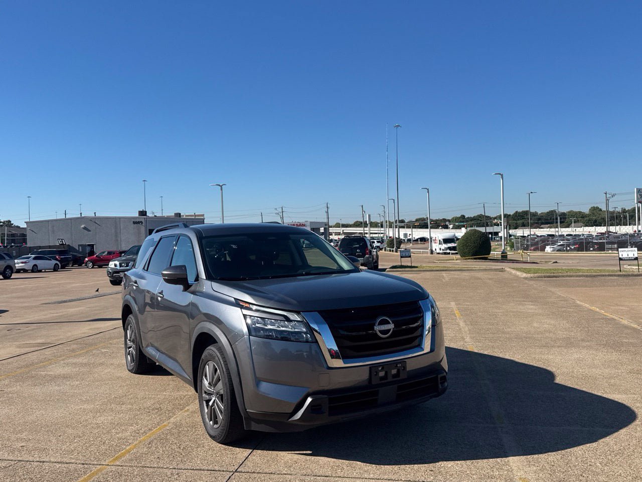 Certified 2024 Nissan Pathfinder SV w/ Cargo Package AWD/4WD image 3