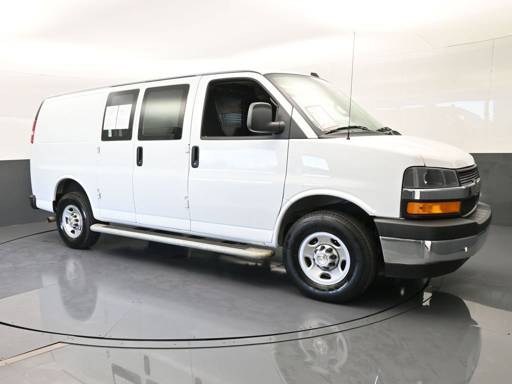 Used 2024 Chevrolet Express 2500 w/ Driver Convenience Package image 8