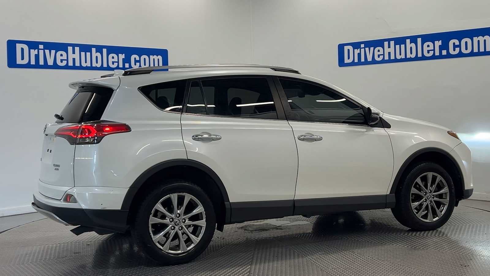 Used 2018 Toyota RAV4 Limited w/ All Weather Liner Package AWD/4WD image 8