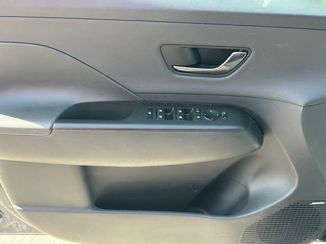 Used 2024 Hyundai Kona N Line image 14