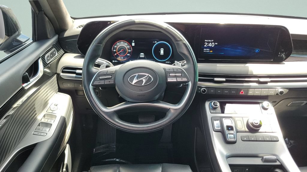 Certified 2023 Hyundai Palisade Calligraphy FWD image 12