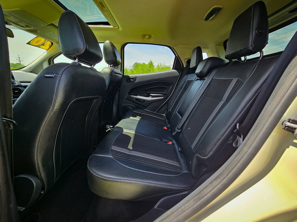 Used 2020 Ford EcoSport SES w/ SES Black Appearance Package AWD/4WD image 30