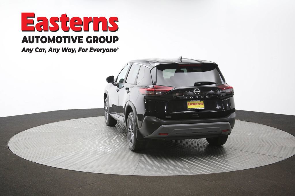 Used 2023 Nissan Rogue S AWD/4WD image 65