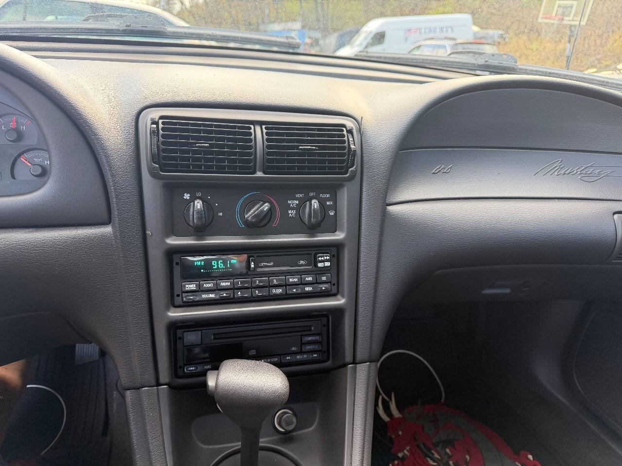 Used 1999 Ford Mustang Coupe image 13