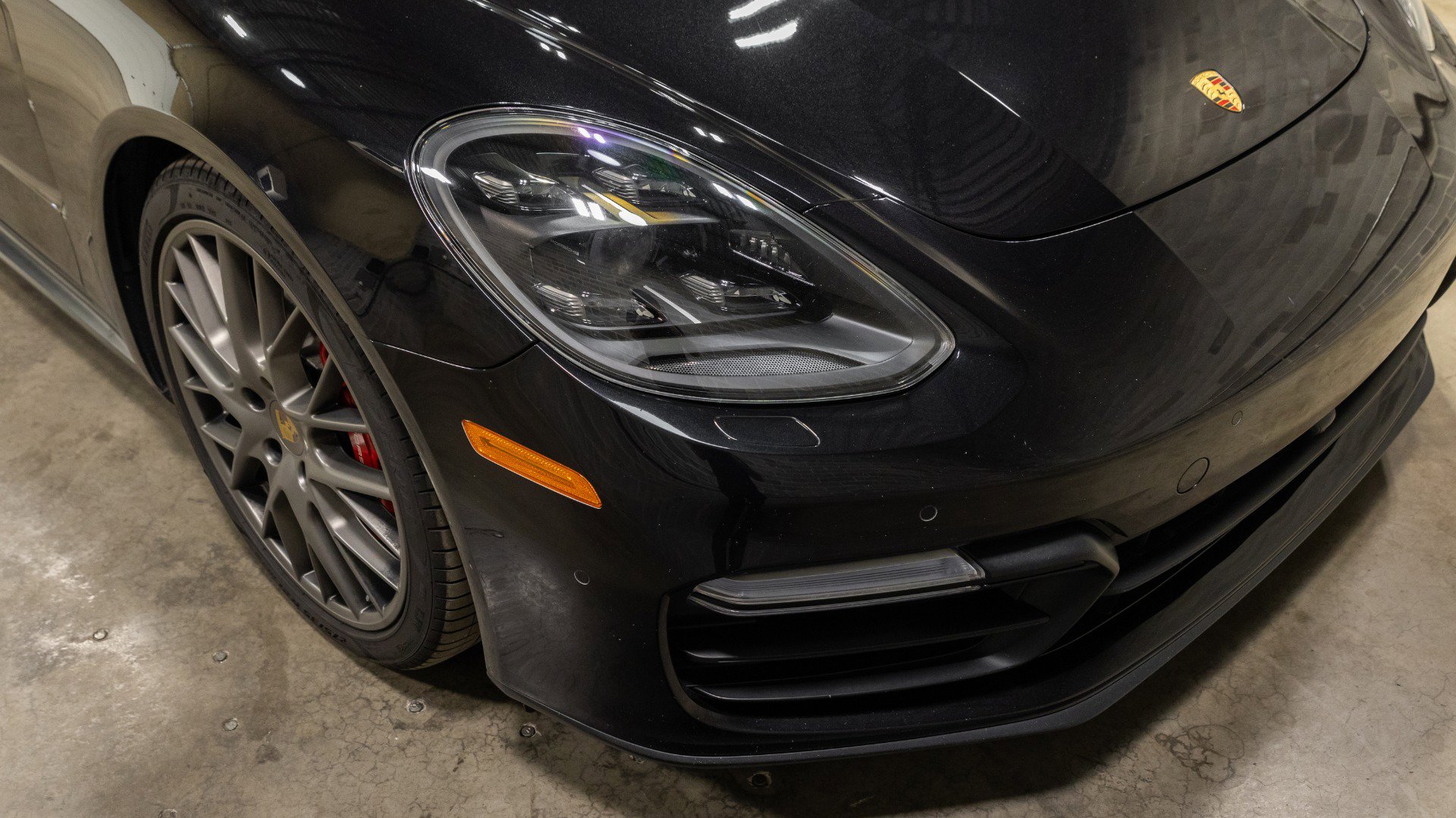 Used 2020 Porsche Panamera GTS image 16