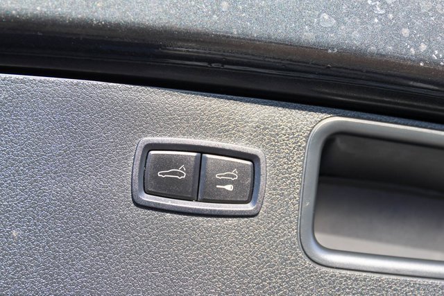 Used 2019 Porsche Macan Base image 9