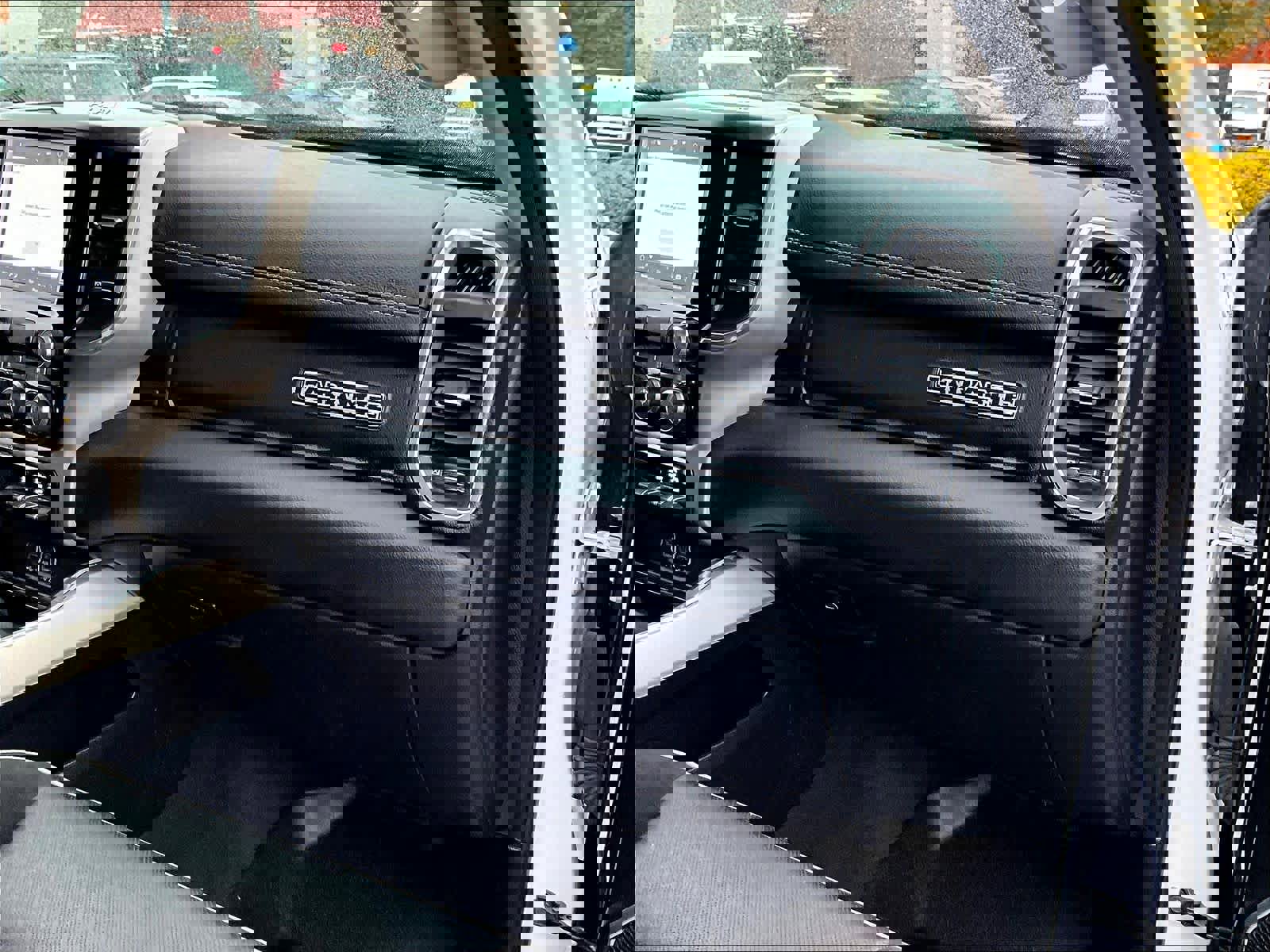 Used 2022 RAM 1500 Laramie image 13