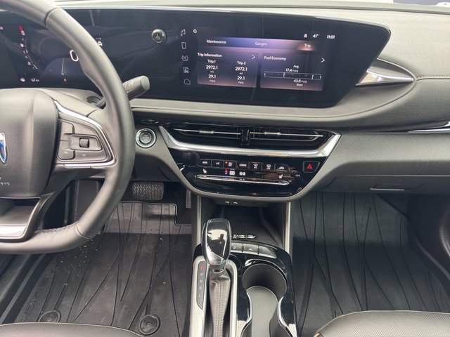 Certified 2025 Buick Envista Avenir image 19