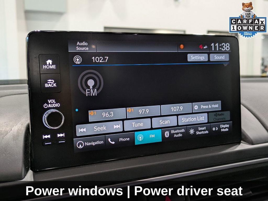 Used 2024 Honda Pilot Touring image 14