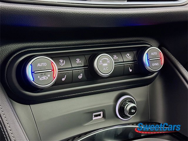 Used 2024 Alfa Romeo Stelvio Quadrifoglio image 30