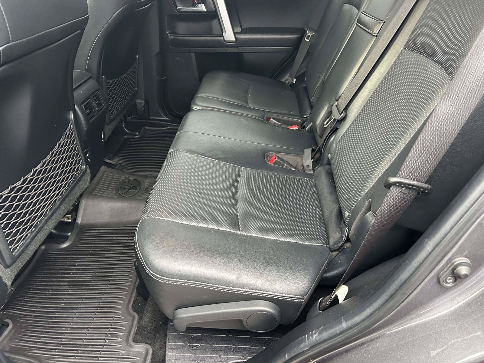 Used 2018 Toyota 4Runner Limited AWD/4WD image 18