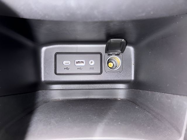 Used 2022 Chevrolet Equinox RS image 21