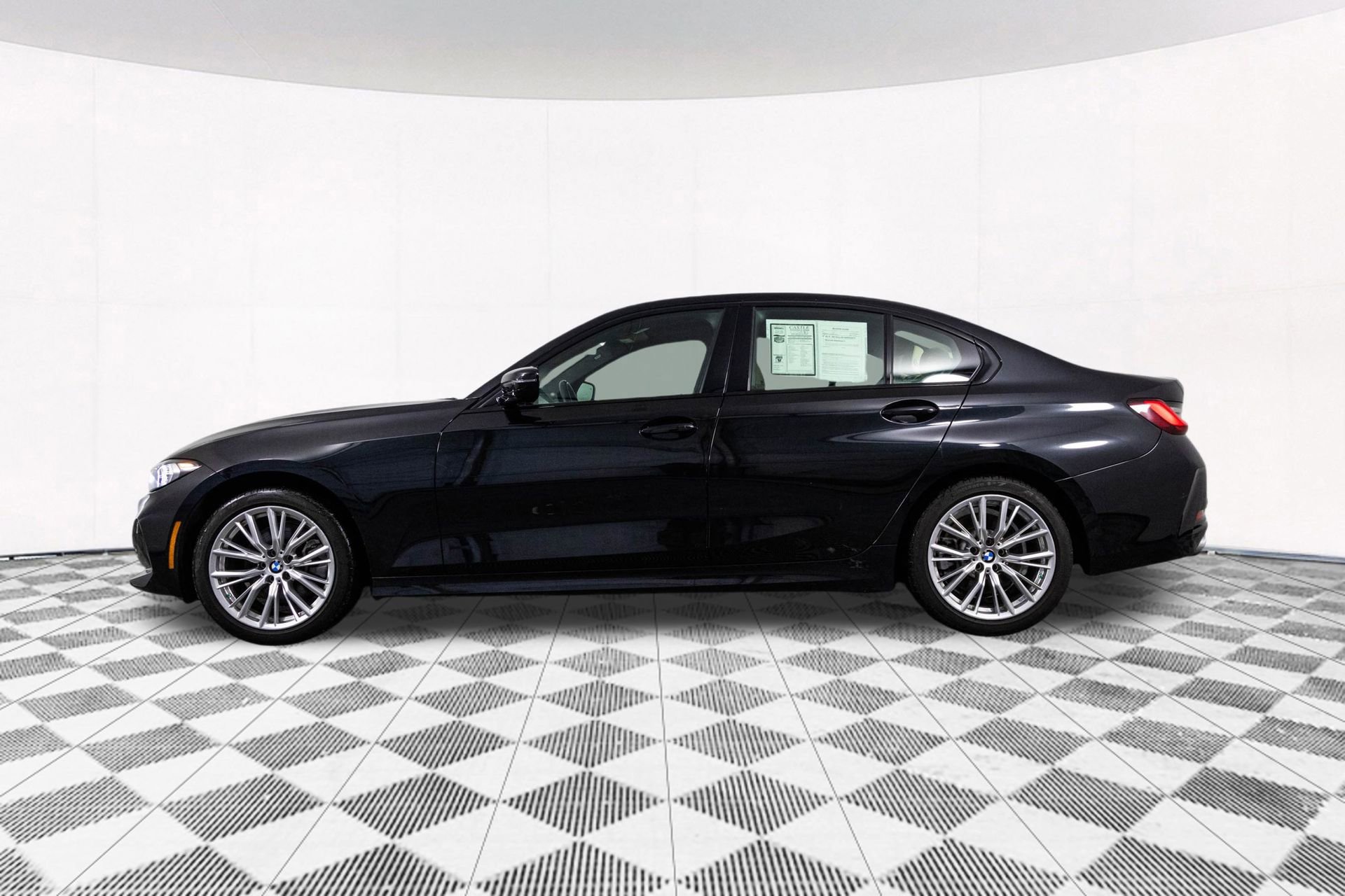 Used 2023 BMW 330i xDrive Sedan w/ Driving Assistance Package image 11