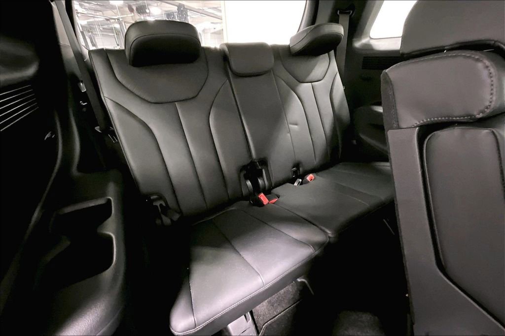 Used 2025 Hyundai Palisade SEL image 37
