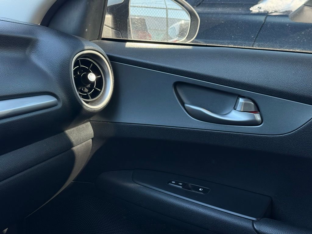 Used 2021 Kia Forte LXS image 30