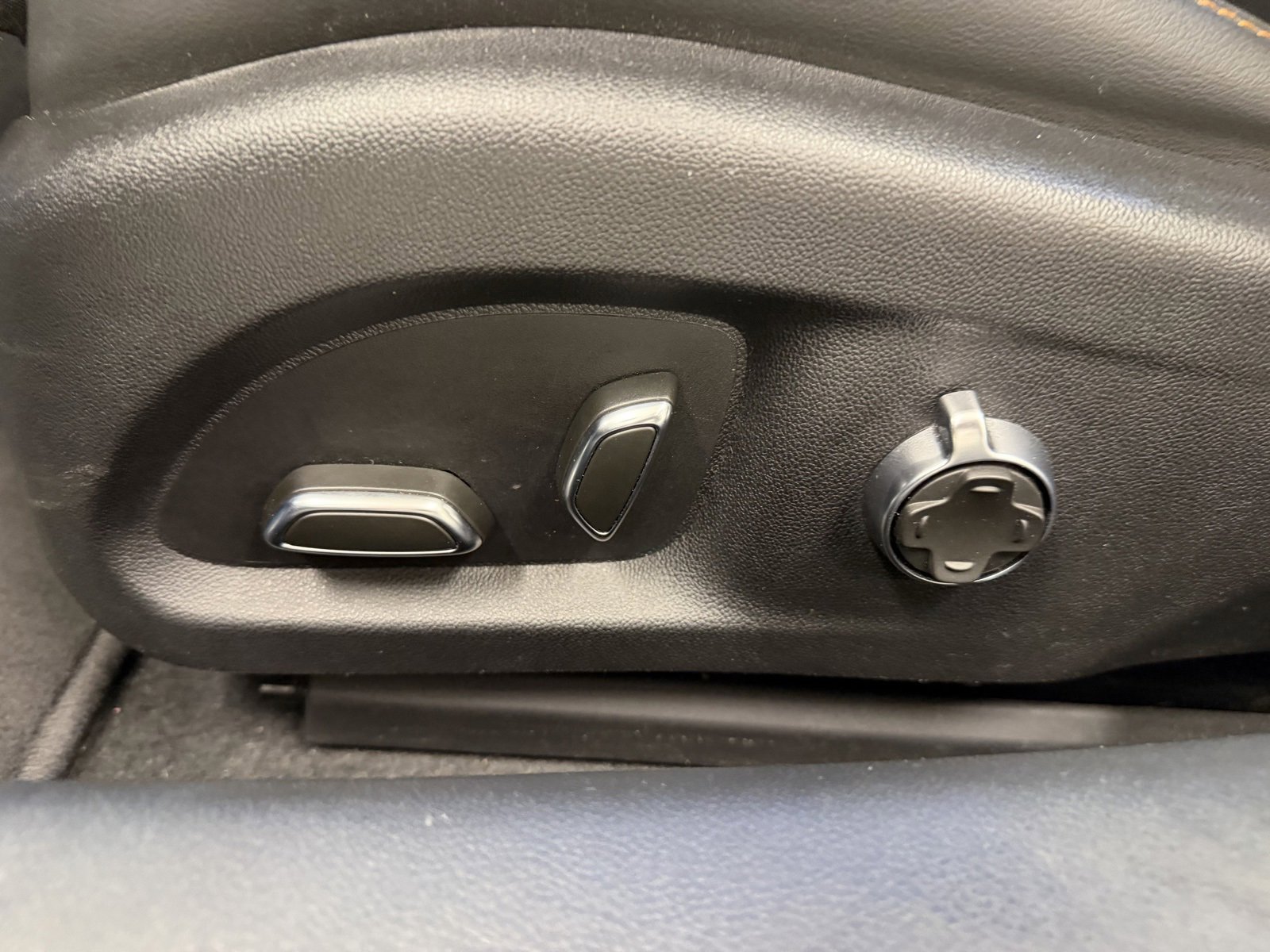 Used 2023 Cadillac CT4 Sport w/ Cold Weather Package image 37