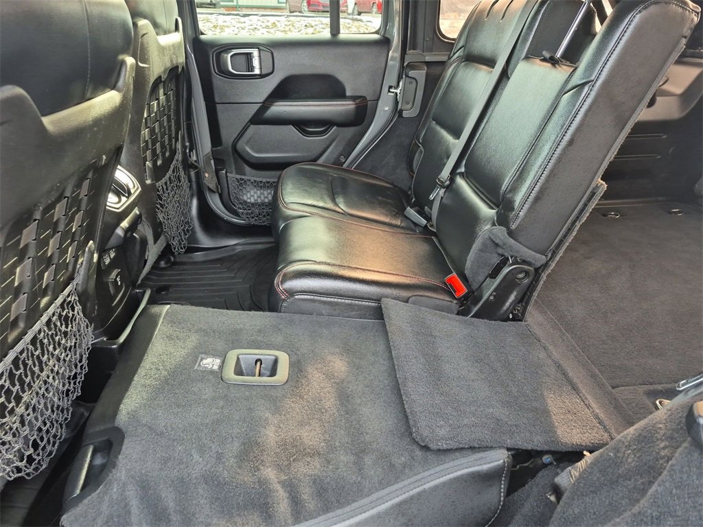 Used 2019 Jeep Wrangler Unlimited Rubicon w/ Dual Top Group image 30