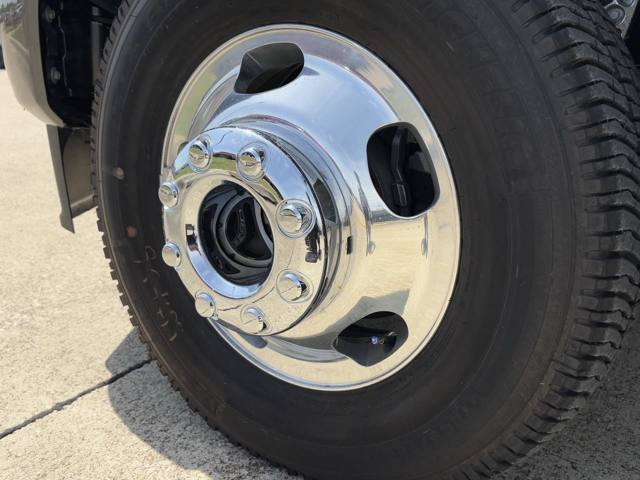 New 2026 Ford F350 King Ranch AWD/4WD image 10