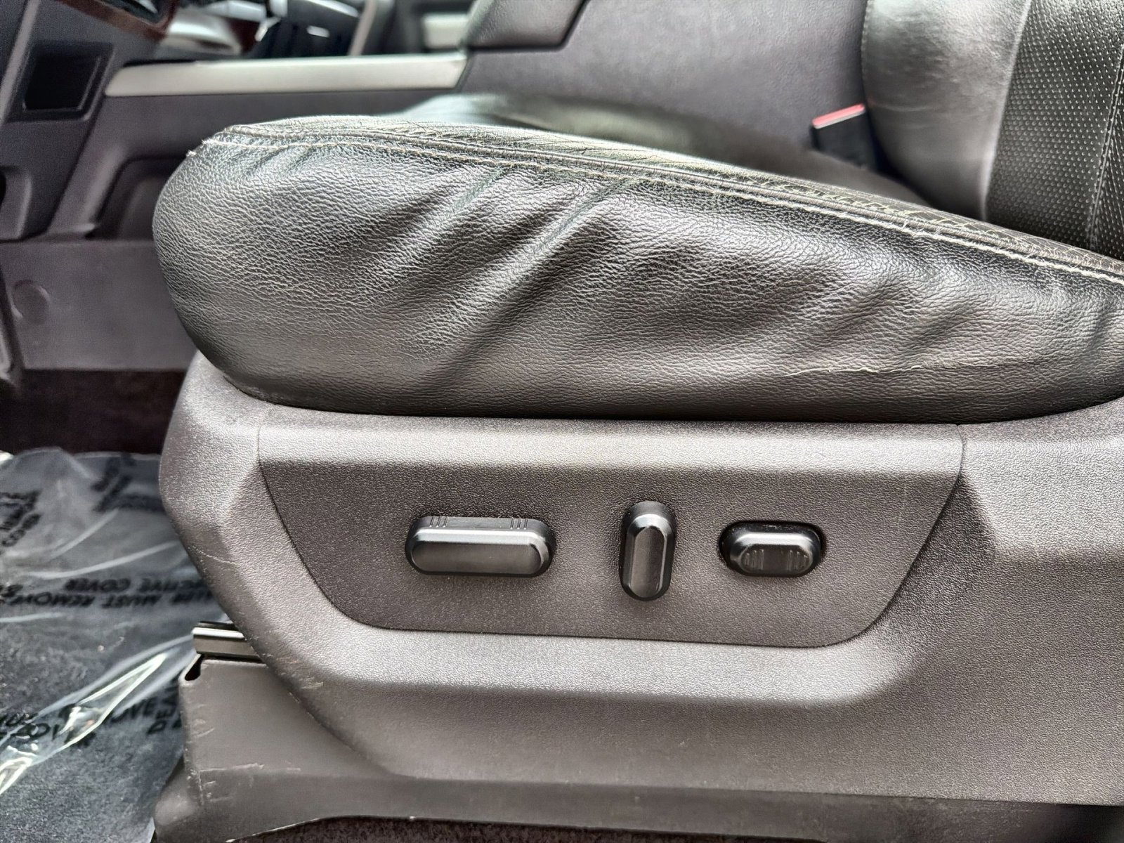 Used 2016 Ford F250 Lariat w/ Lariat Ultimate Package image 30