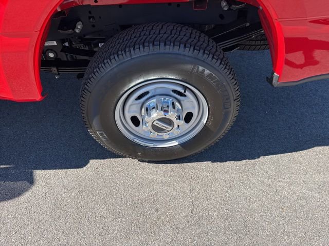 New 2026 Ford F350 XL w/ XL Chrome Package image 16