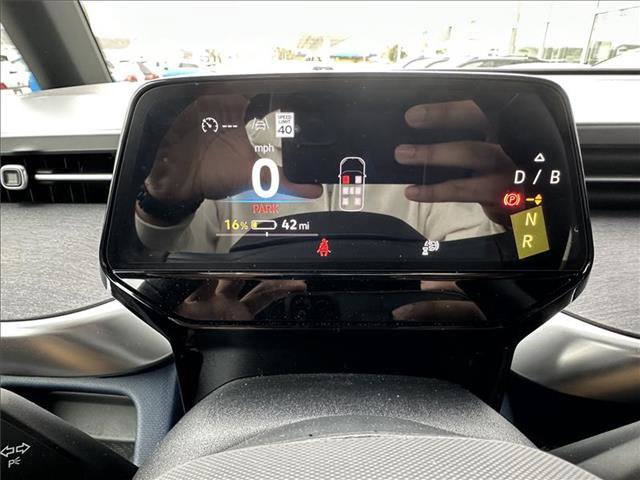 New 2025 Volkswagen ID. Buzz Pro S image 14