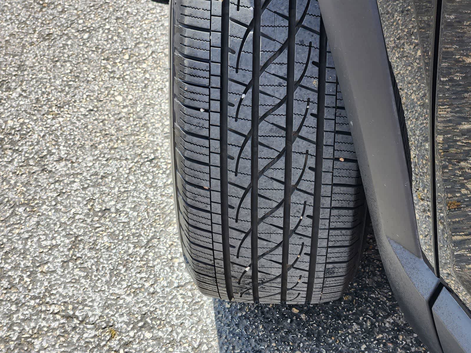 Used 2025 Chevrolet Equinox LT w/ Safety and Technology Package FWD image 10