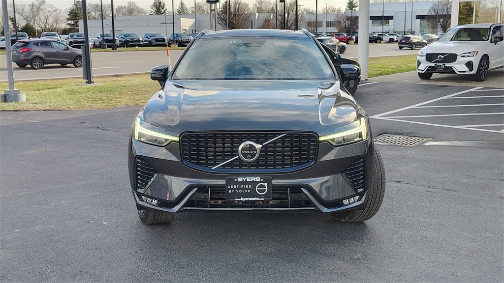 Certified 2025 Volvo XC60 B5 Plus image 31