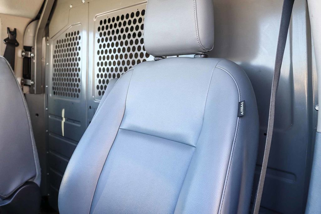Used 2019 Ford Transit 250 130 Low Roof RWD image 34