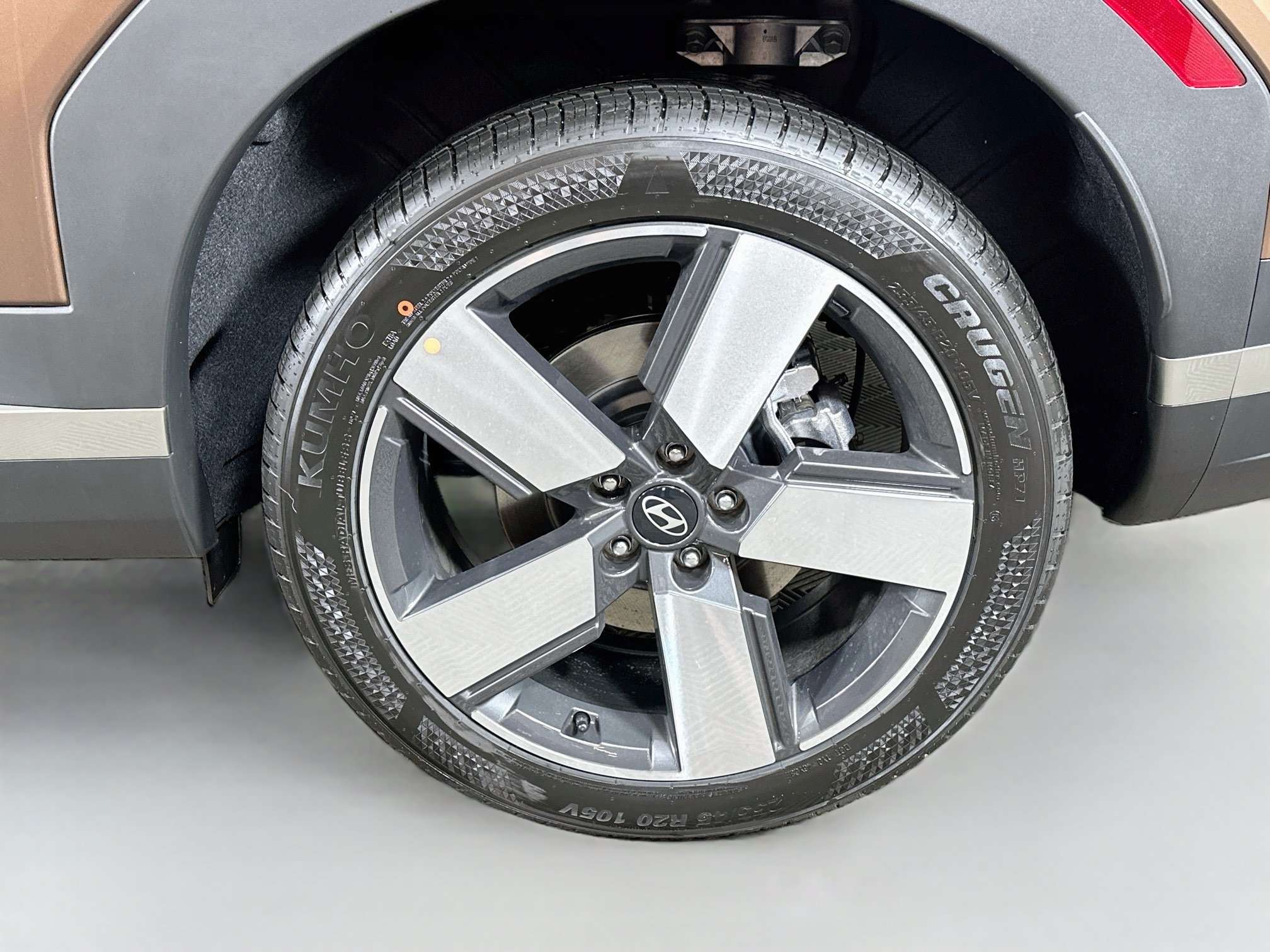 New 2027 Hyundai Santa Fe Limited AWD/4WD image 32