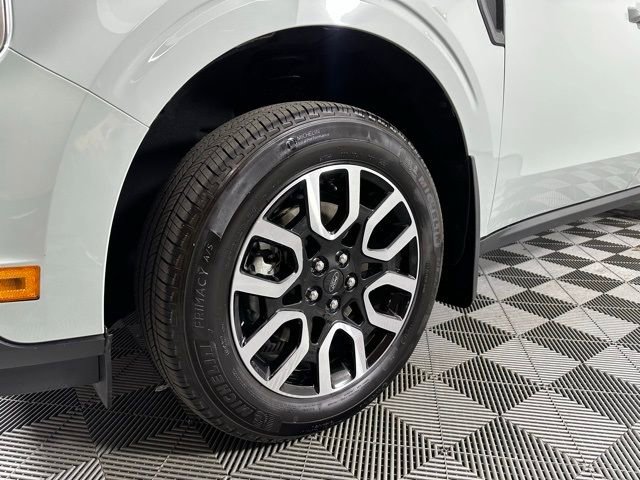 Used 2024 Ford Maverick Lariat image 4