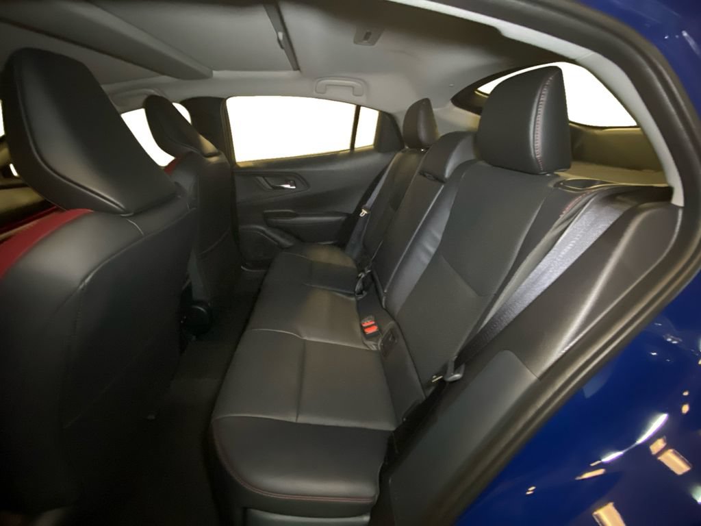 New 2025 Toyota Prius Plug-In Hybrid FWD image 13