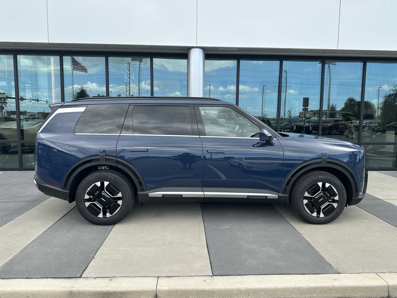 New 2027 Kia Telluride EX FWD image 18