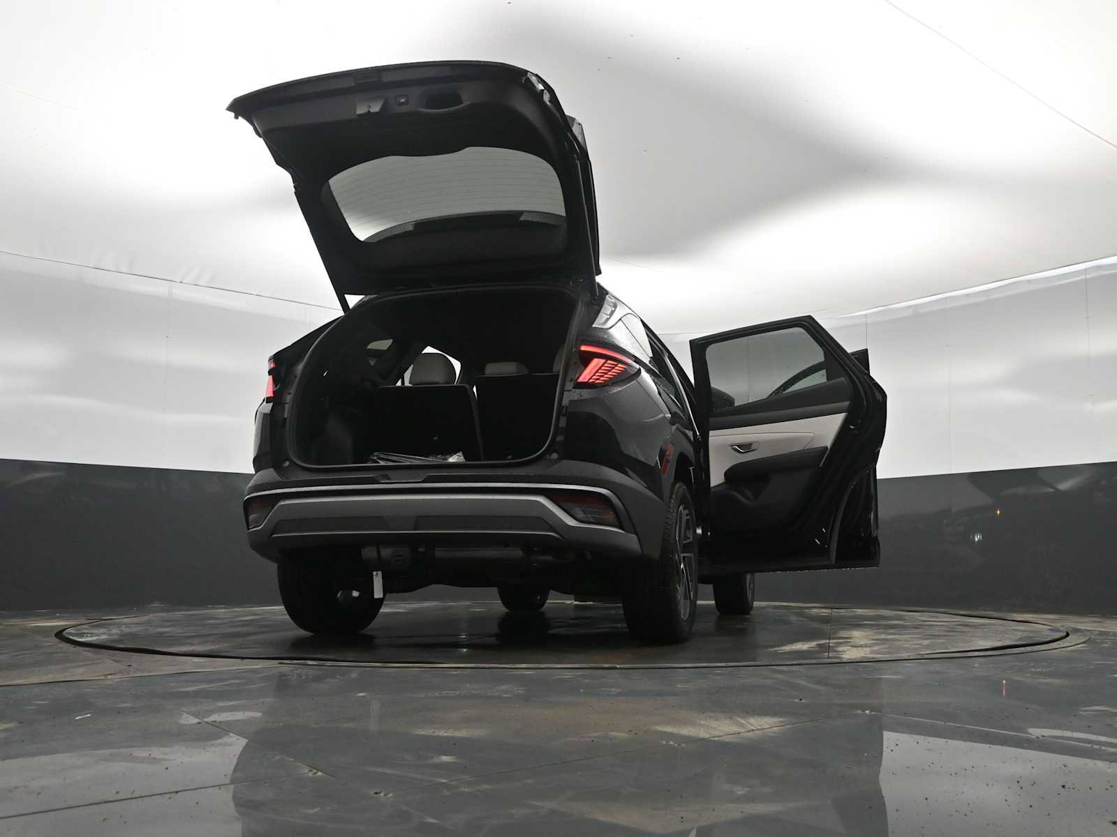 New 2026 Hyundai Tucson Limited image 44