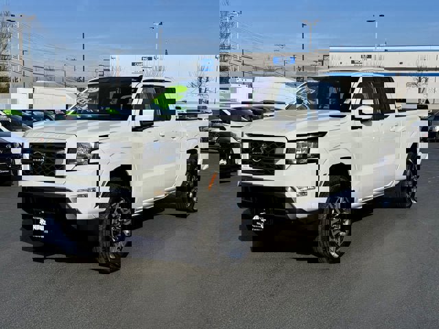 Used 2022 Nissan Frontier SV w/ Technology Package