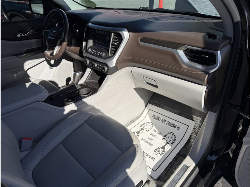 Used 2019 GMC Acadia SLT image 31