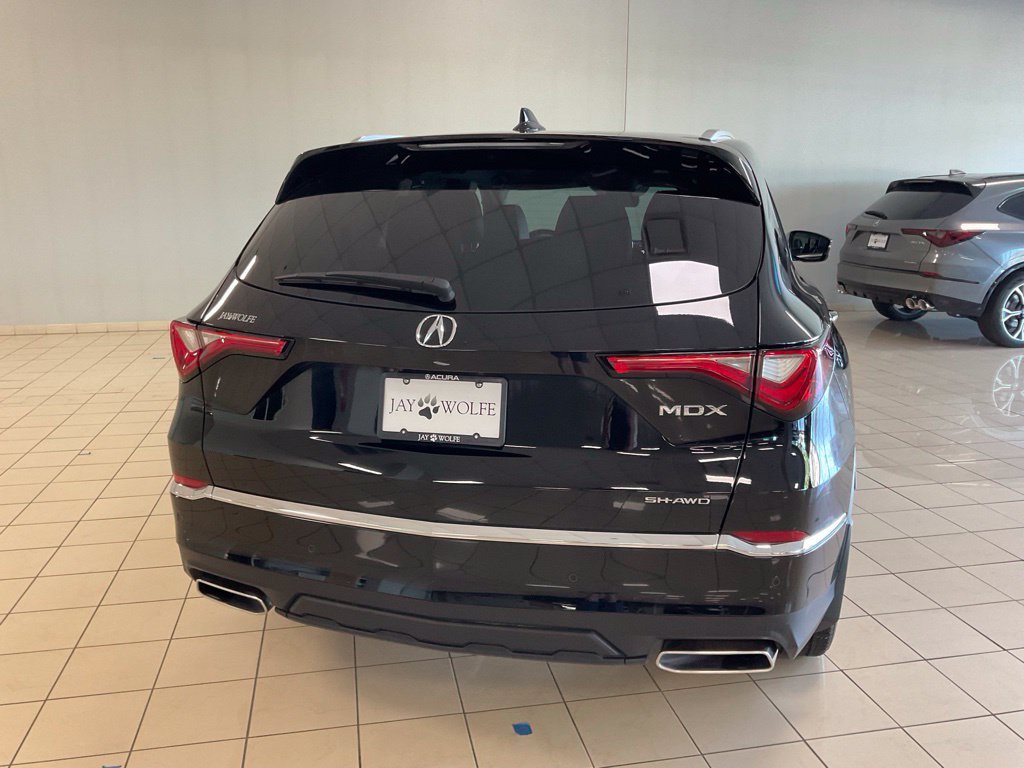 Certified 2024 Acura MDX w/ Advance Package AWD/4WD image 6