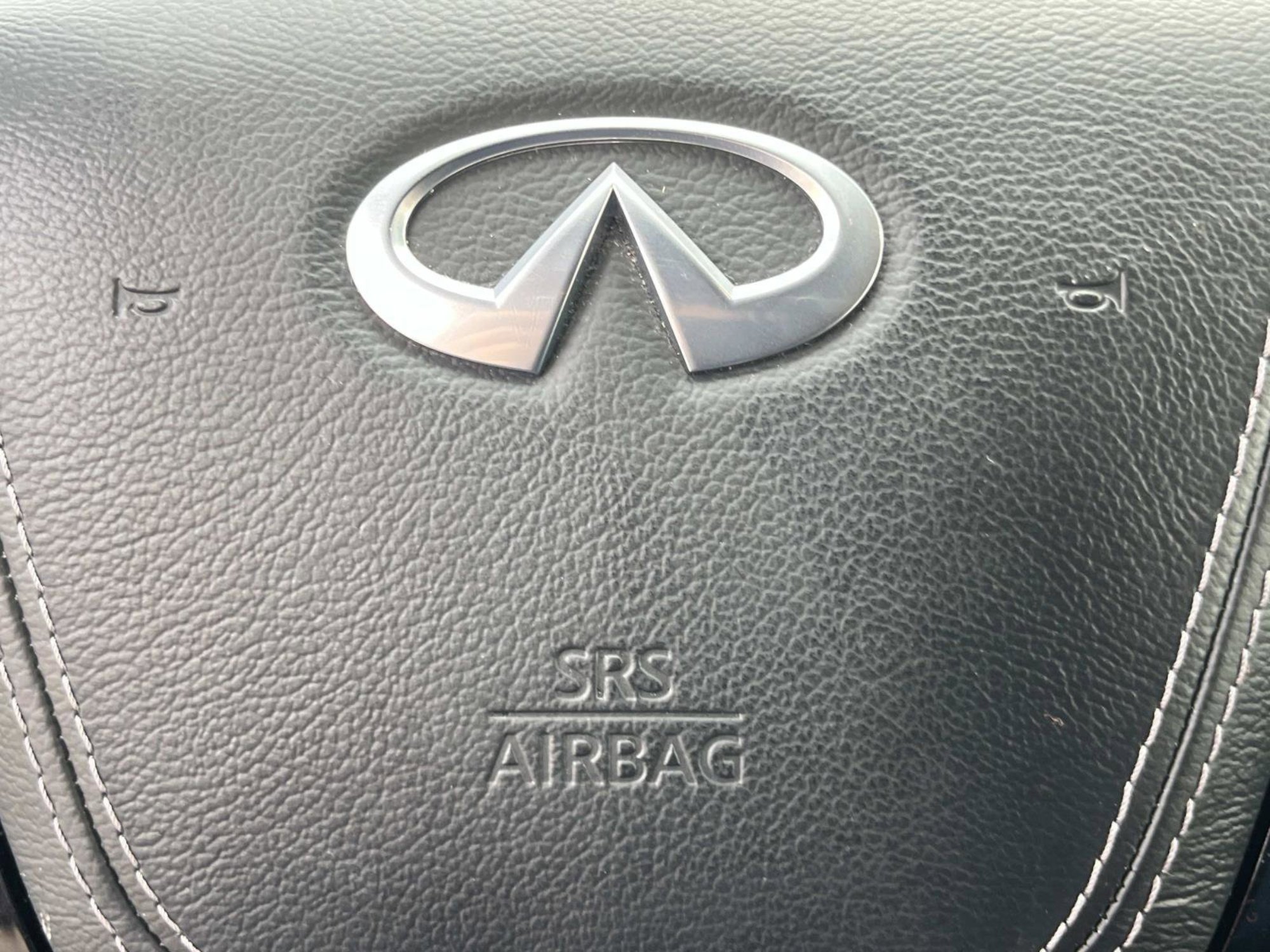 Used 2021 INFINITI QX80 Sensory w/ All-Season Package image 28