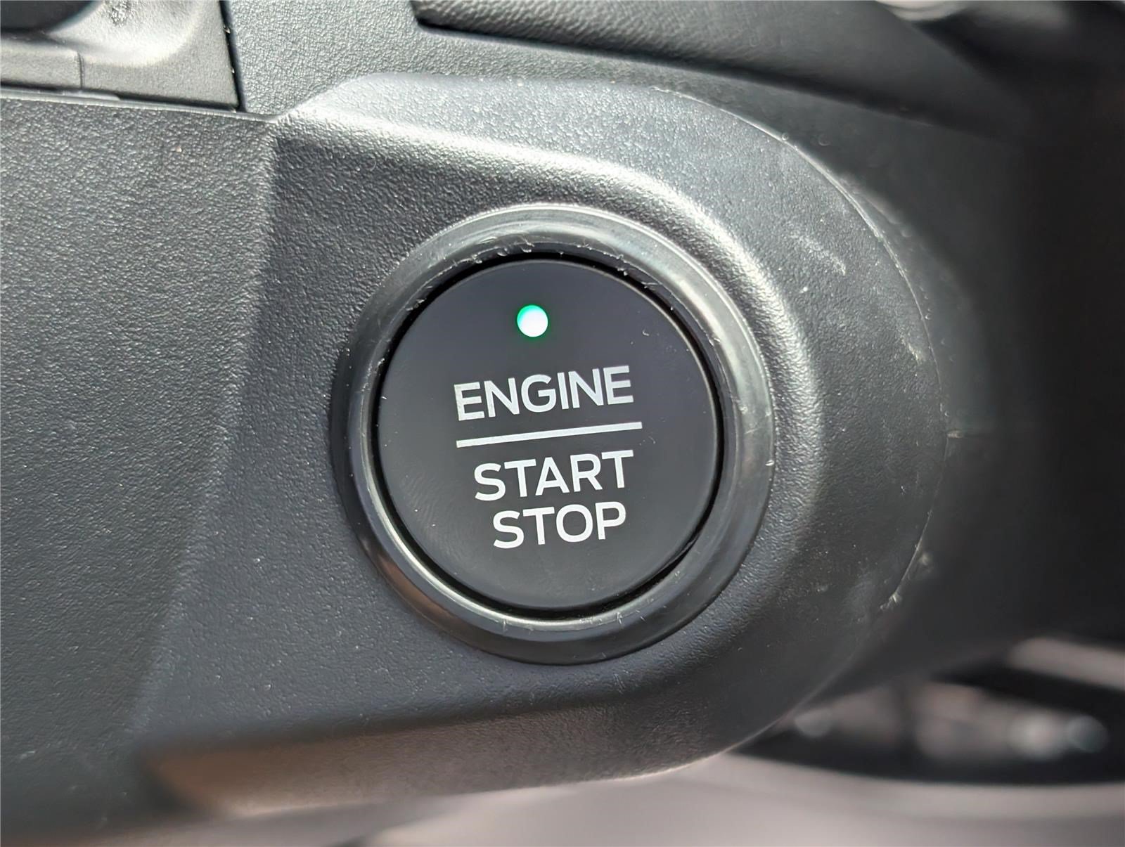 Used 2025 Ford Ranger Lariat w/ FX4 Off-Road Package AWD/4WD image 24